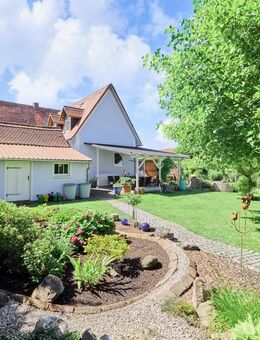 Zweigenerationenhaus mit großem Gartenparadies in Untermeitingen - Untermeitingen