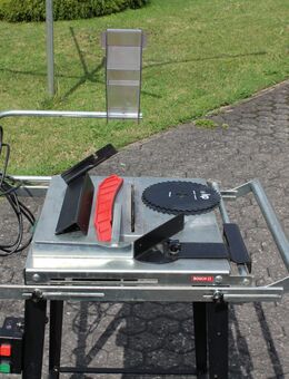 Bosch-Sägetisch mit PK66 Kreissäge zuverkaufen - Jünkerath