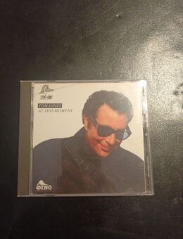 At This Moment von Tom Jones (CD) - Essen