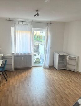 2-Zimmer-Wohnung im Hochparterre mit Terrasse - Treuen