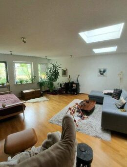 Im Herzen Münchens - große Wohnung, Innenhof-Idylle - München
