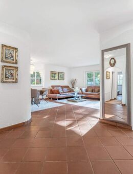 Stilvolle Gartenwohnung mit zwei Terrassen in ruhiger Lage - Ihr Rückzugsort in Trudering - München