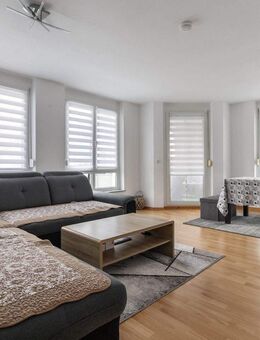 Wohnen mit Ruhe und Komfort - 4-Zimmer-Wohnung mit großem Balkon - Hildrizhausen