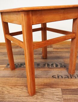 Holzhocker, Vierbeiner mit Furniersitzfläche 40x40cm, 46cm Höhe - München