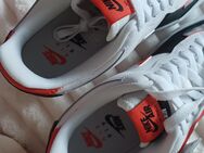 Nike shadow 41 - Eisenach