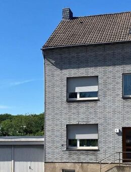 Großzügige Doppelhaushälfte mit schönem Garten - Haan