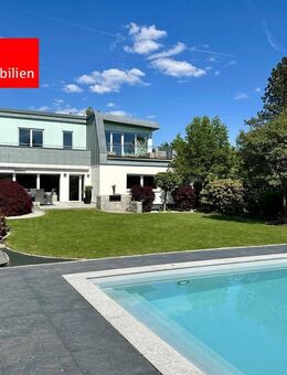 Luxuriöse Villa mit Pool und hochwertiger Ausstattung! - Heusenstamm
