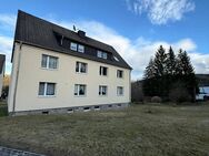 Wohnen im Grünen - 3 Raum Wohnung Hartenstein ab 05/2025 zu vermieten - Hartenstein (Sachsen)