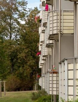 Schöne sanierte Dreizimmerwohnung mit Balkon in Böhlitz-Ehrenberg - Leipzig