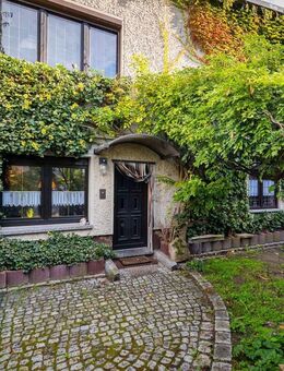 Gemütlich und wohnlich: Mit Kamin/Ofen, Innenhof, Terrasse u.v.m.: Einfamilienhaus in Rüdersdorf - Rüdersdorf (Berlin)