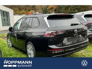 VW Golf Variant, 2.0 TDI Life 116, Jahr 2022 - Herborn (Hessen)