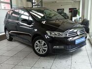 VW Touran 2.0 TDI Comfortl. DSG Leder Panorama - Berlin