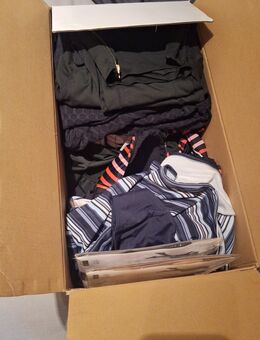 1 Karton Damekleidung Mix - Koblenz