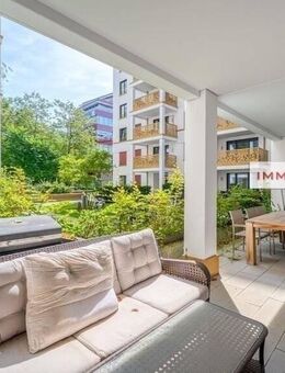 IMMOBERLIN.DE - Top-Citylage! Moderne Erdgeschosswohnung mit ruhiger Terrasse - Berlin