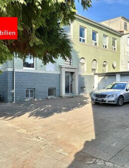 2 Familienhaus inkl. 4 Garagen - OF-Bieber - Offenbach (Main)