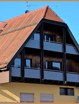 Großzügige 2-Zimmer-Wohnung - mitten im Städtle - schöner Balkon - ab 01.10.2025 frei ! - Zell (Harmersbach)