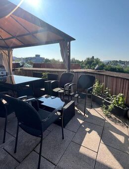 Schöne 3-Zim.Wohnung in Stuttgart-Neugereut mit Dachterrasse - Stuttgart