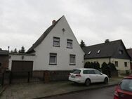 Wohngrundstück mit feistehendem Wohnhaus - Güsten