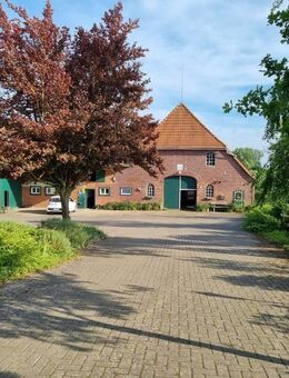 Charmantes Landhaus mit großem Grundstück und Bebauungsmöglichkeit in ruhiger Südlage - Bassum