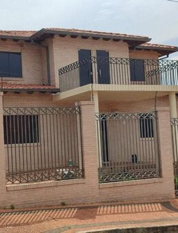 Haus mit Pool in Gran-Asuncion / Paraguay - Wasserburg (Bodensee)
