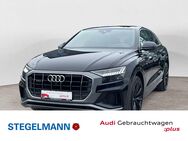 Audi Q8, 55 TFSIe qu S-Line, Jahr 2021 - Detmold