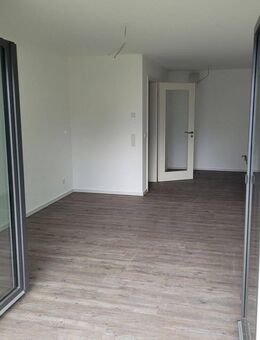 Neubau-Erstbezug moderne kleine Wohnung mit Terrasse und EBK - Hofbieber