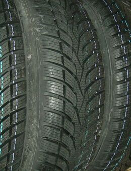 Vw Golf 4+5+6+Passat 3BG ! 4Winterreifen ohne Felgen neu 195/65R15 91H DOT2025 Profil 9mm - Riederich