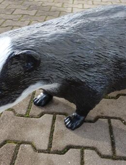 Dekofigur Dachs Gartendeko Dekoration Tierfigur - Hergisdorf