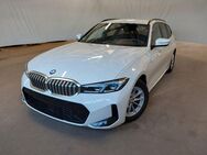 BMW 320 i M Sport Tour. KZU HiFi ACC HuD RFK QI LED - Roßtal