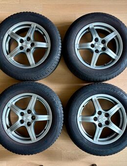Original GOODYEAR 215/60R16 99H UltraGripPerformance M+S 16Zoll Winterkompletträder - Düsseldorf