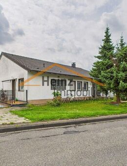 Großzügiges Zweifamilienhaus in Voiswinkel - beste Wohnlage garantiert! - Odenthal