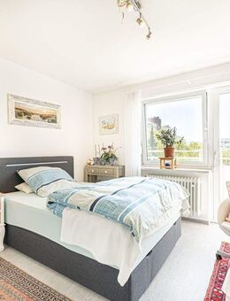 Wohnen mit Sonne & Aussicht - charmante 2-Zimmer-Wohnung mit 3 Balkonen in Germering - Germering