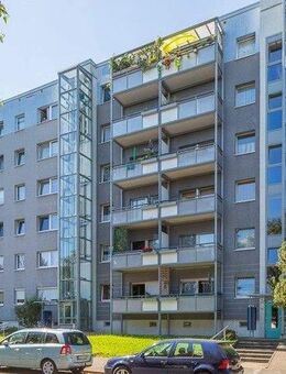 Wir sanieren für Sie: 2-Zimmerwohnung mit Balkon und Aufzug! - Dresden