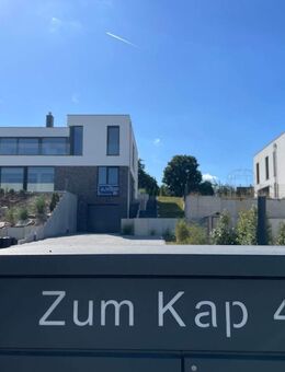 Mit dem Aufzug direkt in die Traumwohnung am Zwenkauer See! - Zwenkau