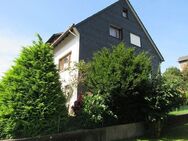 Zweifamilien- oder Mehrgenerationenhaus mit Garten + Garagen + Balkon in ruhiger Lage von Weitefeld! - Weitefeld