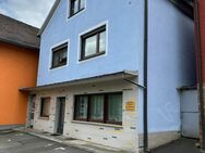 Mehrfamilienhaus mit 3 Einheiten in Amberg - Amberg