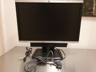 HP PC Monitor 55 cm & DELL Monitor 43 cm, höhenverstellbar, TOP Zustand! - München