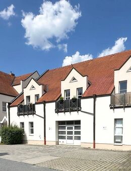 Schöne Galeriewohnung mit 2 Balkonen und Stellplatz in bevorzugter Lage - Dresden