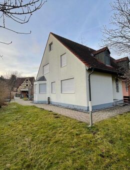 Wunderschöne Doppelhaushälfte mit großem Grundstück in Veitsaurach - Windsbach