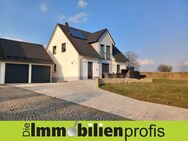 56026 - Neuwertiges EFH mit 5 Zimmern und Doppelgarage in Rehau - Rehau