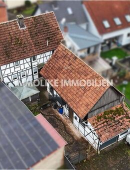 Charmantes Wohnhaus mit Scheune und Hof in zentraler Lage von Sterbfritz - Sinntal