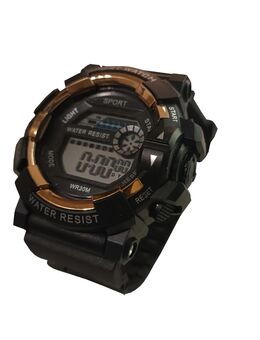 Digital-Sportuhr in Schwarz mit gold/bronzefarbenen - Radevormwald (Stadt auf der Höhe)