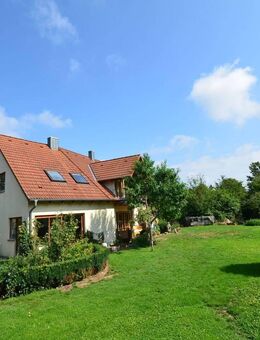 Renovierungsbed. EFH mit ELW in unverbauter Randlage in Burgweinting - Regensburg