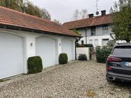 Traumhaft gelegenes Wohnhaus im Außenbereich Einbauküche, 2 Garagen, Pool, Gartenhaus - Mühldorf (Inn)