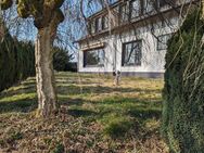 Stallung mit 5 Boxen Weideland Pool und Sauna Haus u.v.m. in einsamer Lage !!! - Schalksmühle