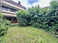 Provisionsfrei für den Käufer! Modernisierungsbedürftiges RMH mit Garage und Garten am Heuchelhof! - Würzburg