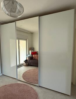 Schwebetürenschrank von Nolte in weiß - Köln