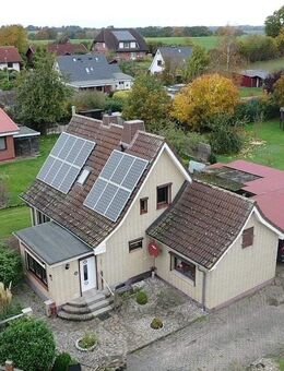 Einfamilienhaus mit großem Grundstück - Glasau