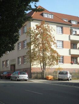 Gemütliche 2-Raum Wohnung im Erdgeschoss! Ideal für Senioren! - Altenburg