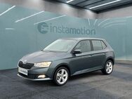 Skoda Fabia, 1.0 Active |||, Jahr 2020 - München